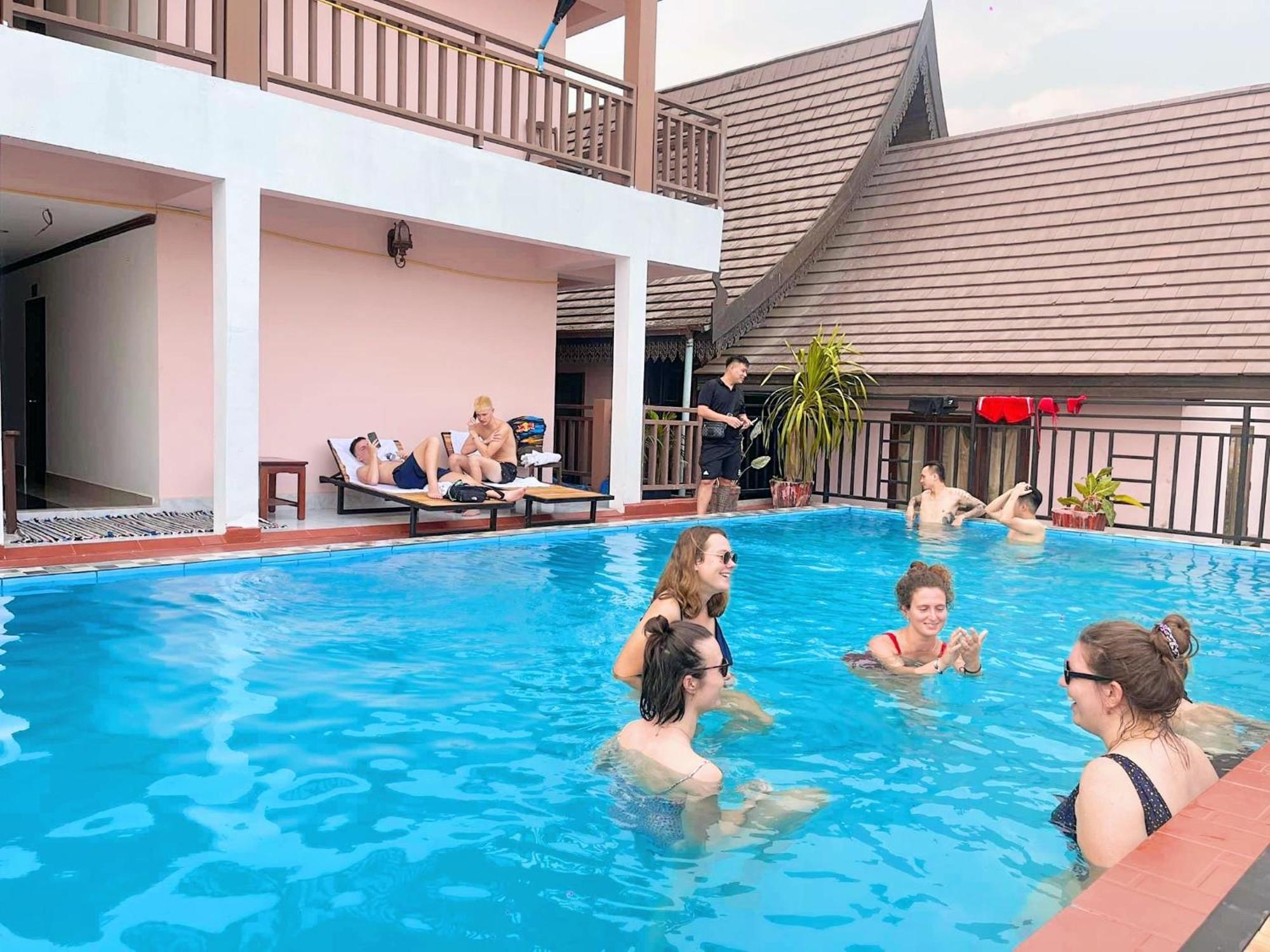 Vangvieng Sisavang Mountain View Hotel Vang Vieng Eksteriør billede