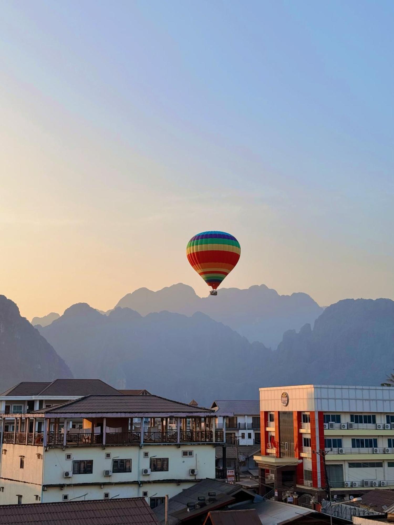 Vangvieng Sisavang Mountain View Hotel Vang Vieng Eksteriør billede