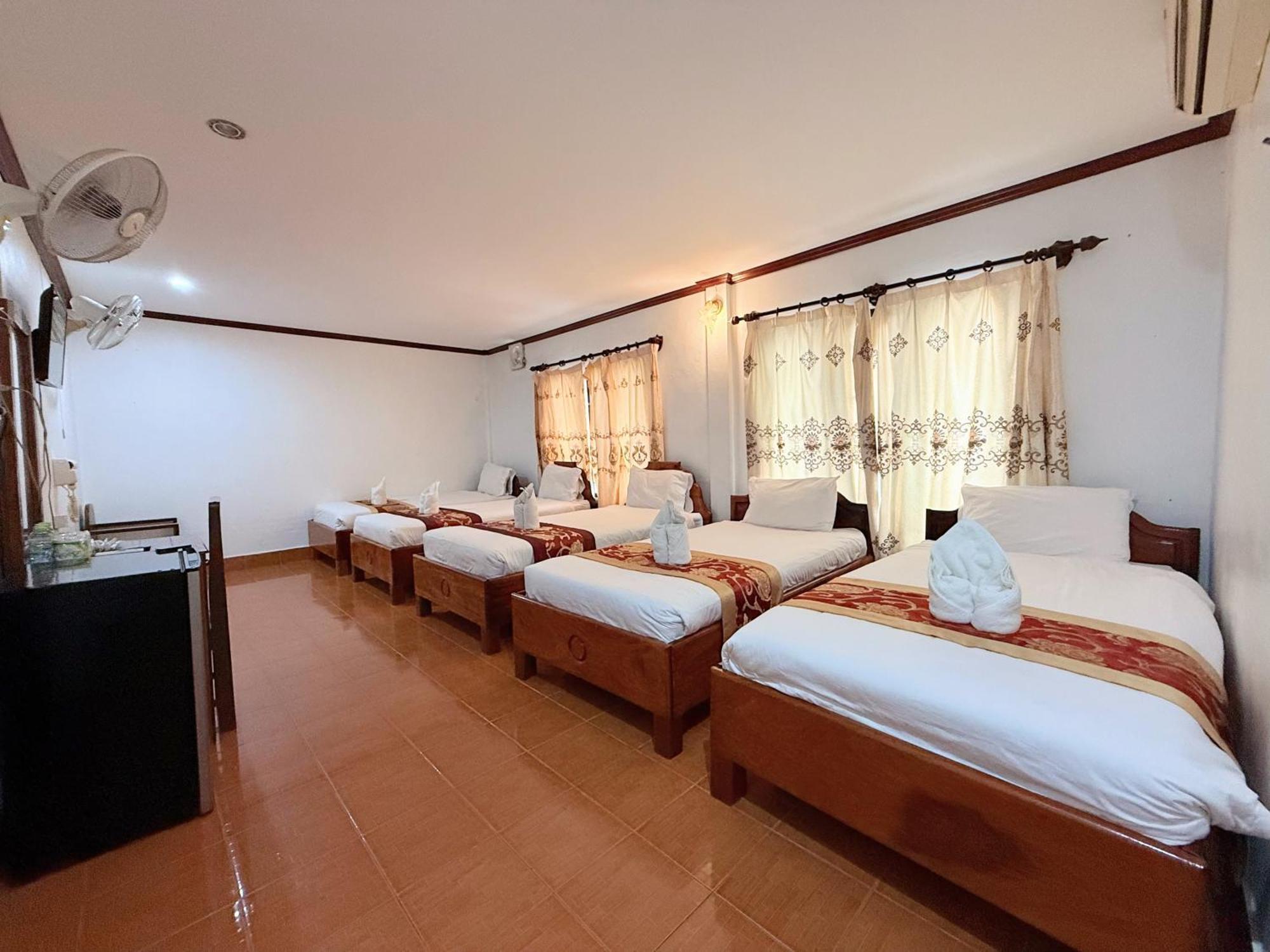 Vangvieng Sisavang Mountain View Hotel Vang Vieng Eksteriør billede