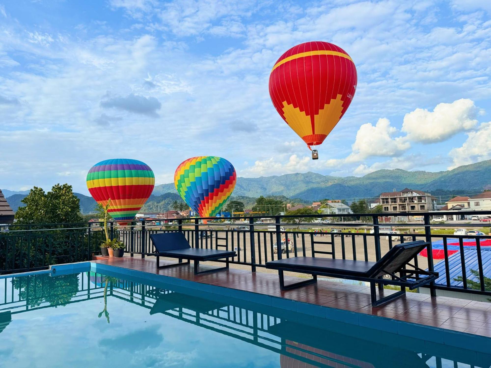 Vangvieng Sisavang Mountain View Hotel Vang Vieng Eksteriør billede